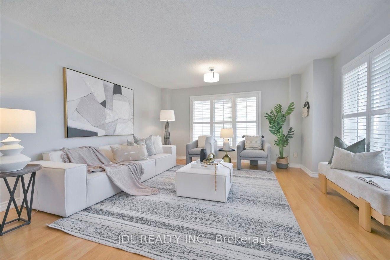 21 Iron Horse Avenue, Richmond Hill — Townhouse for sale, photo 1