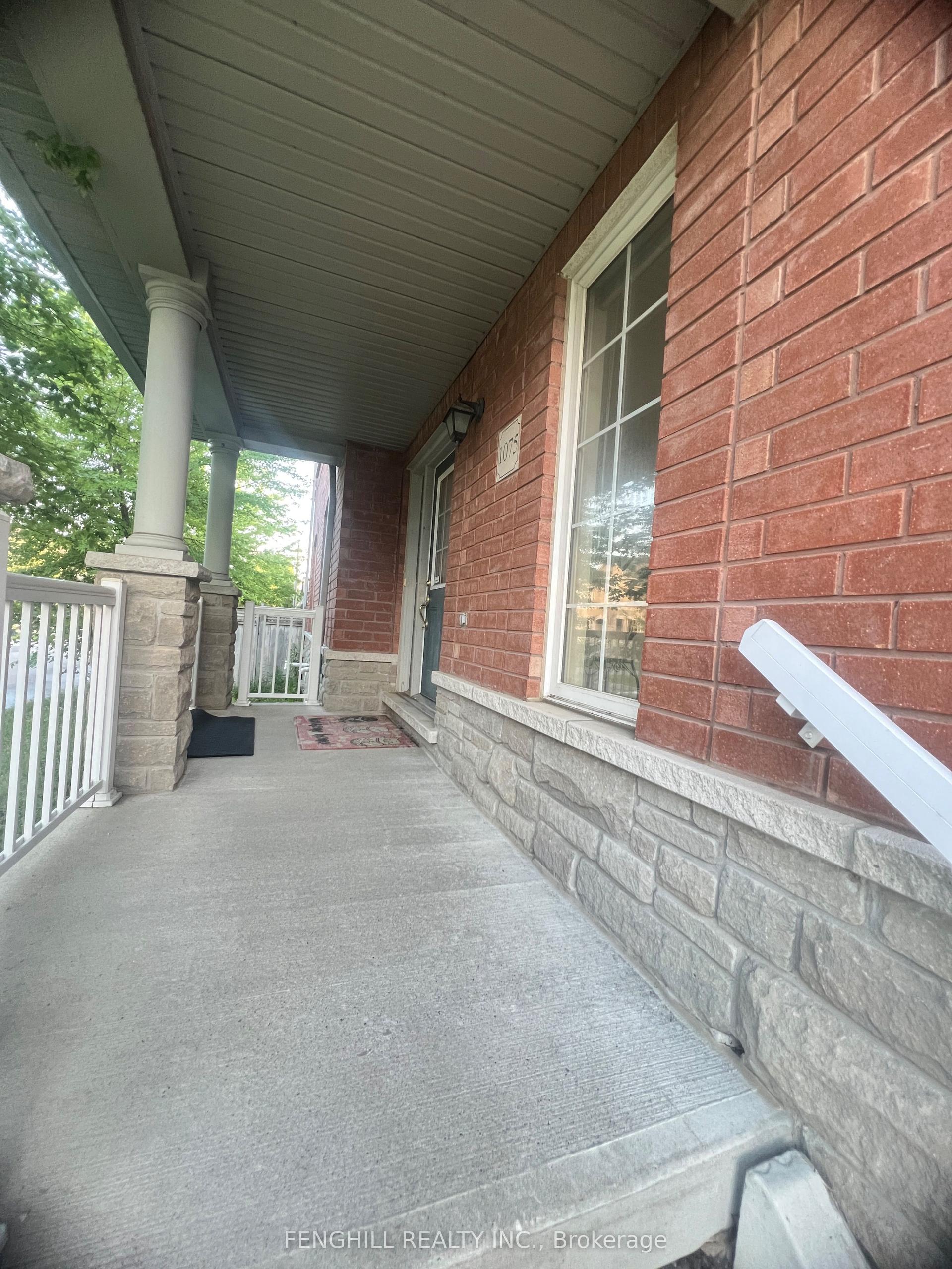 1075 Bur Oak Avenue, Markham — Townhouse for lease, photo 1