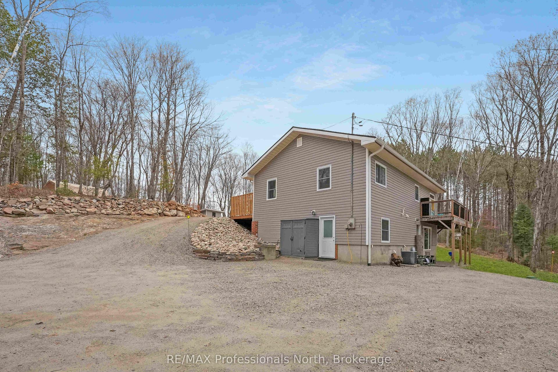 1310 Alexander Road — photo 1