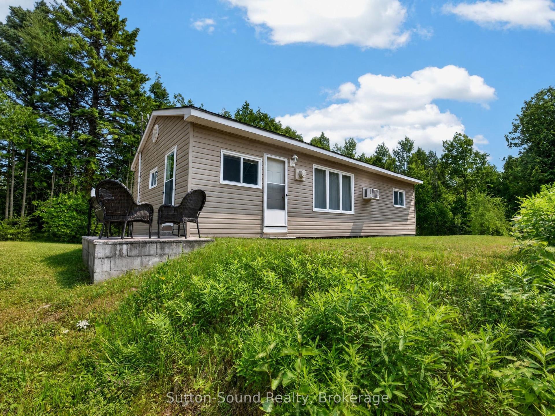 24 Isabella Street, South Bruce Peninsula — Detached for sale, photo 1