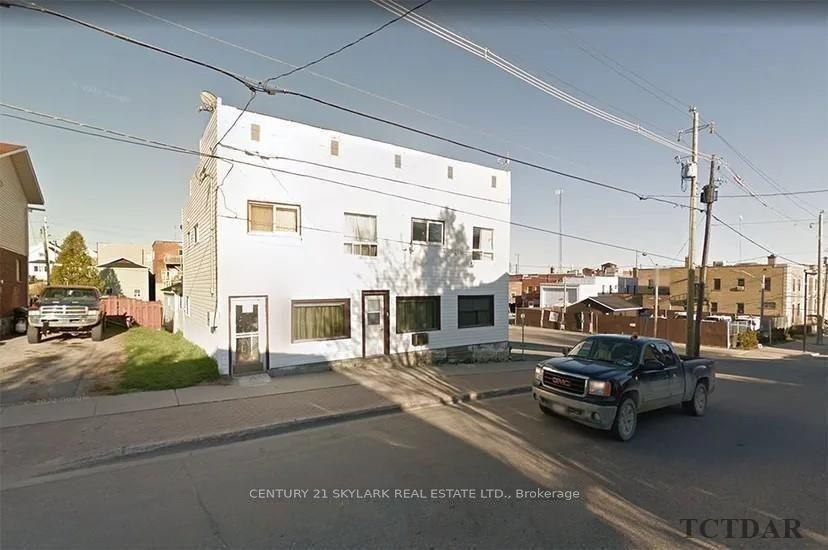 43 Duncan Avenue S, Kirkland Lake — Multiplex for sale, photo 1