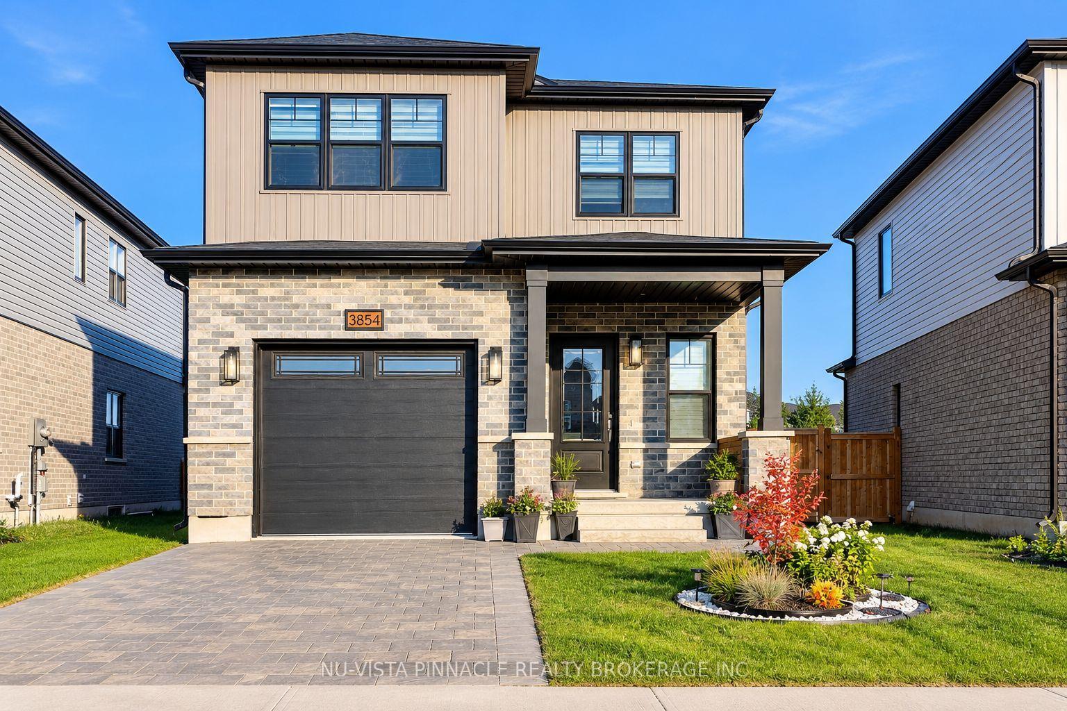 3854 Auckland Avenue, London South — Detached for lease, photo 1