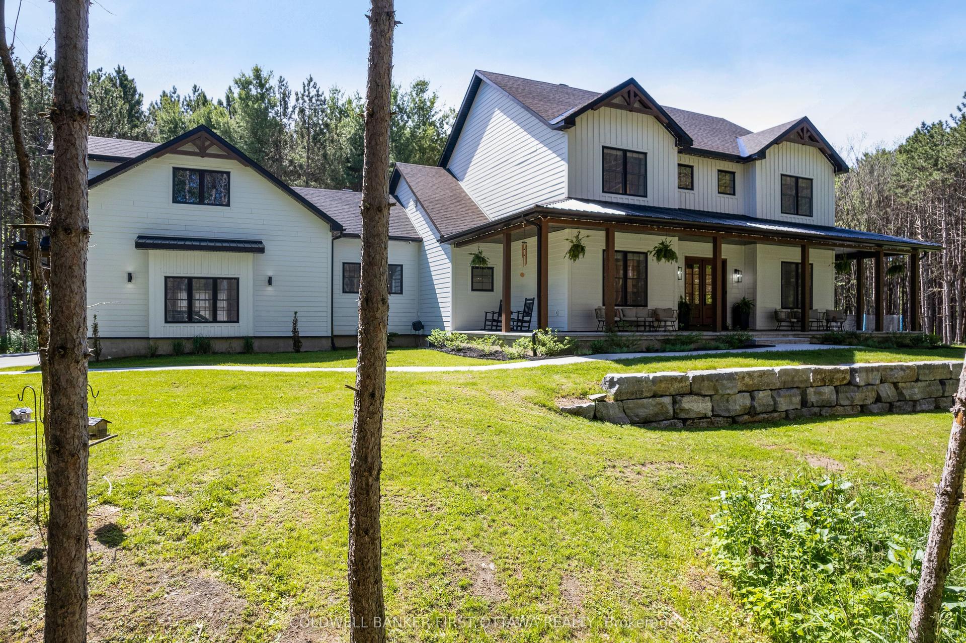 793 Powers Road — photo 1