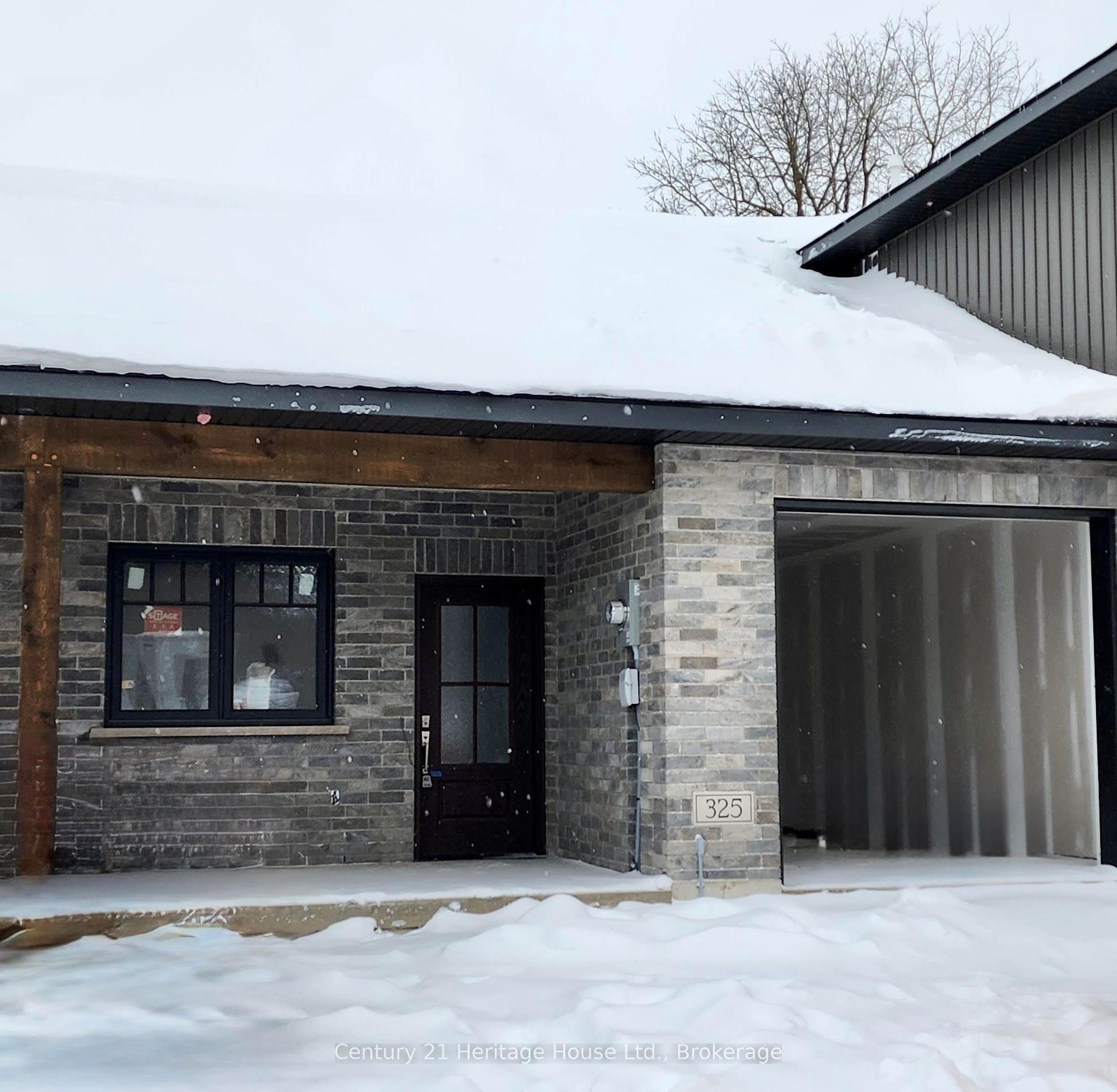 325 Arthur Street — photo 1