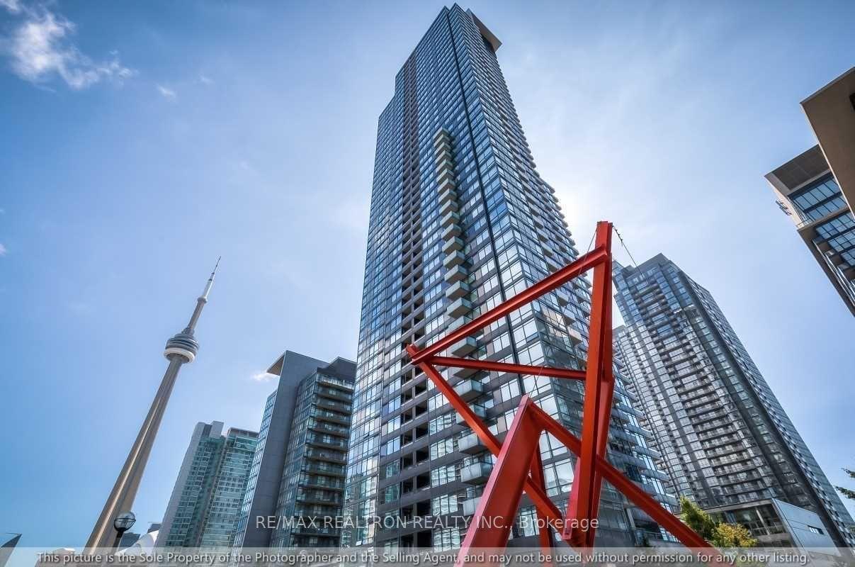 25 Telegram Mews 4310 #4310, Toronto — Condo for lease, photo 1