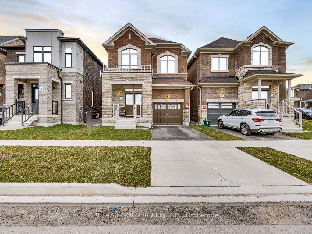 63 Bloomfield Crescent — photo 1