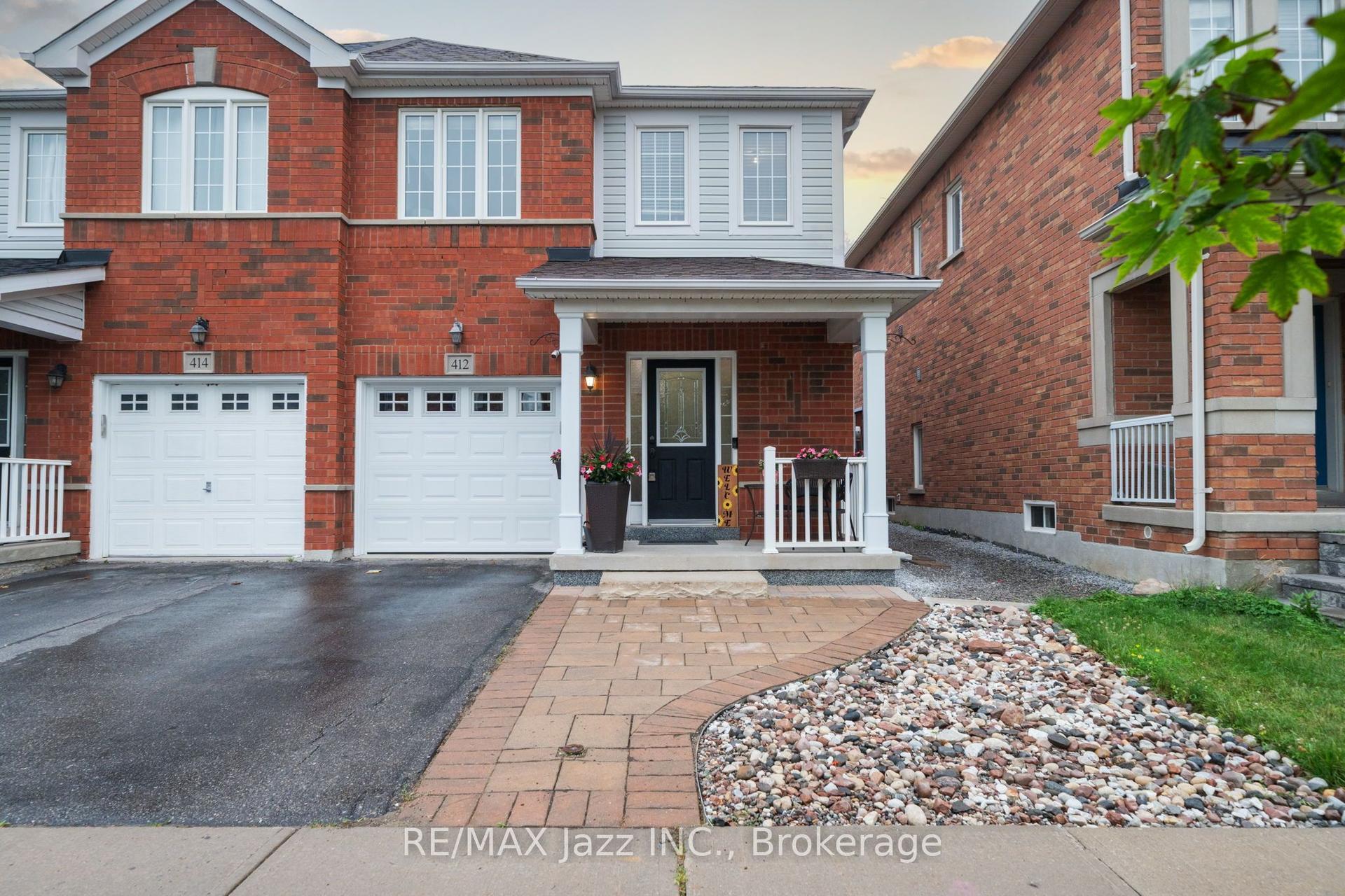 412 Reeves Way Boulevard, Whitchurch-Stouffville — Semi-Detached for sale, photo 1