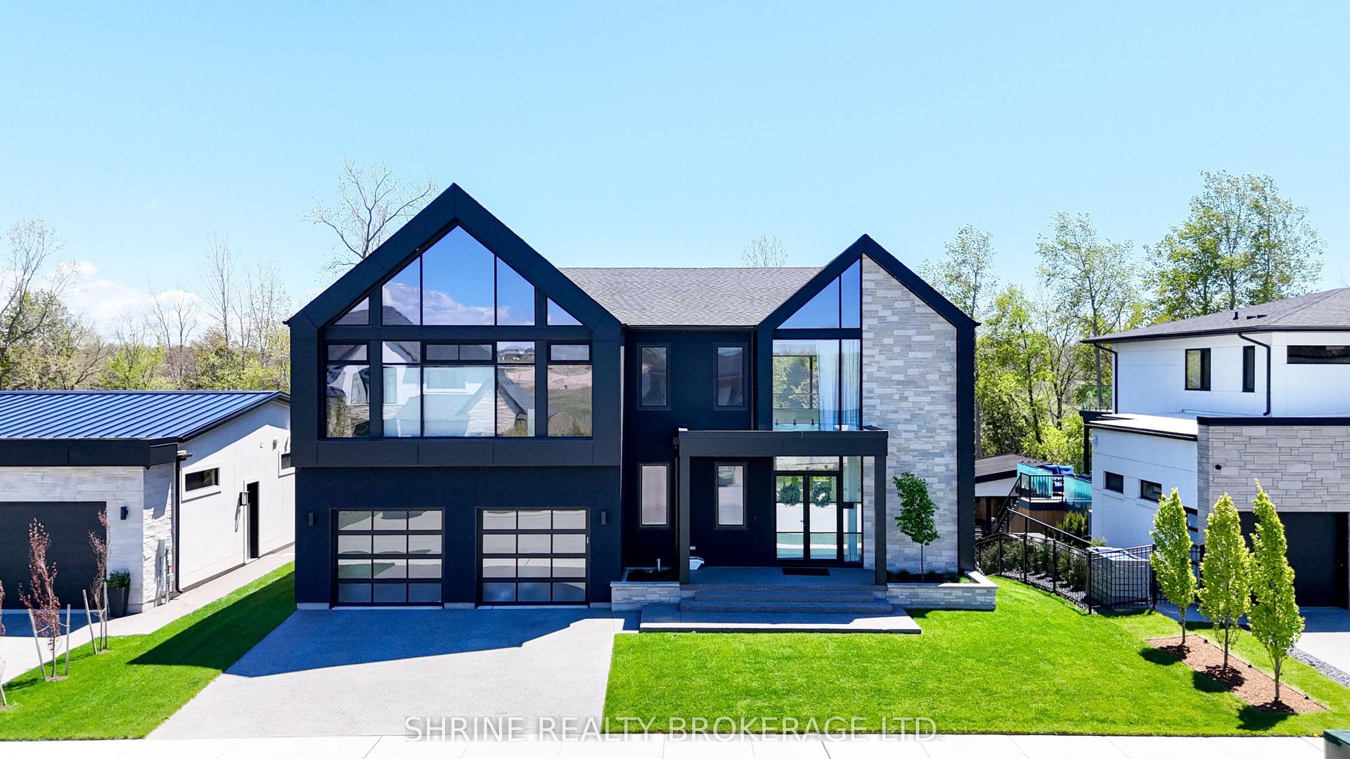 228 EDGEWATER Boulevard — photo 1