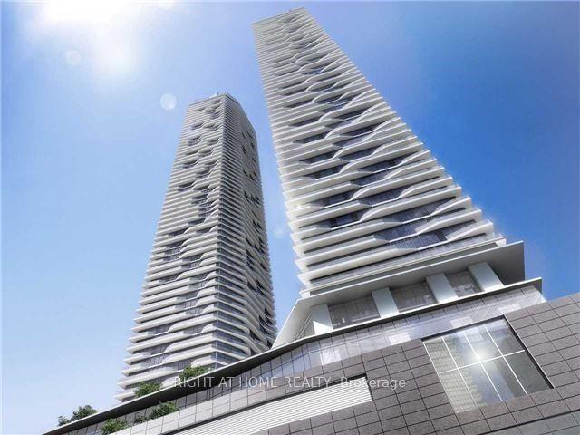 100 Harbour Street 5704 #5704, Toronto — Condo for lease, photo 1