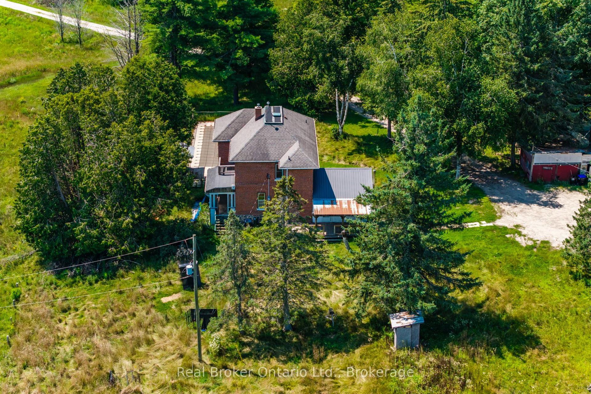 5494 Vasey Road, Tay — Detached for sale, photo 1