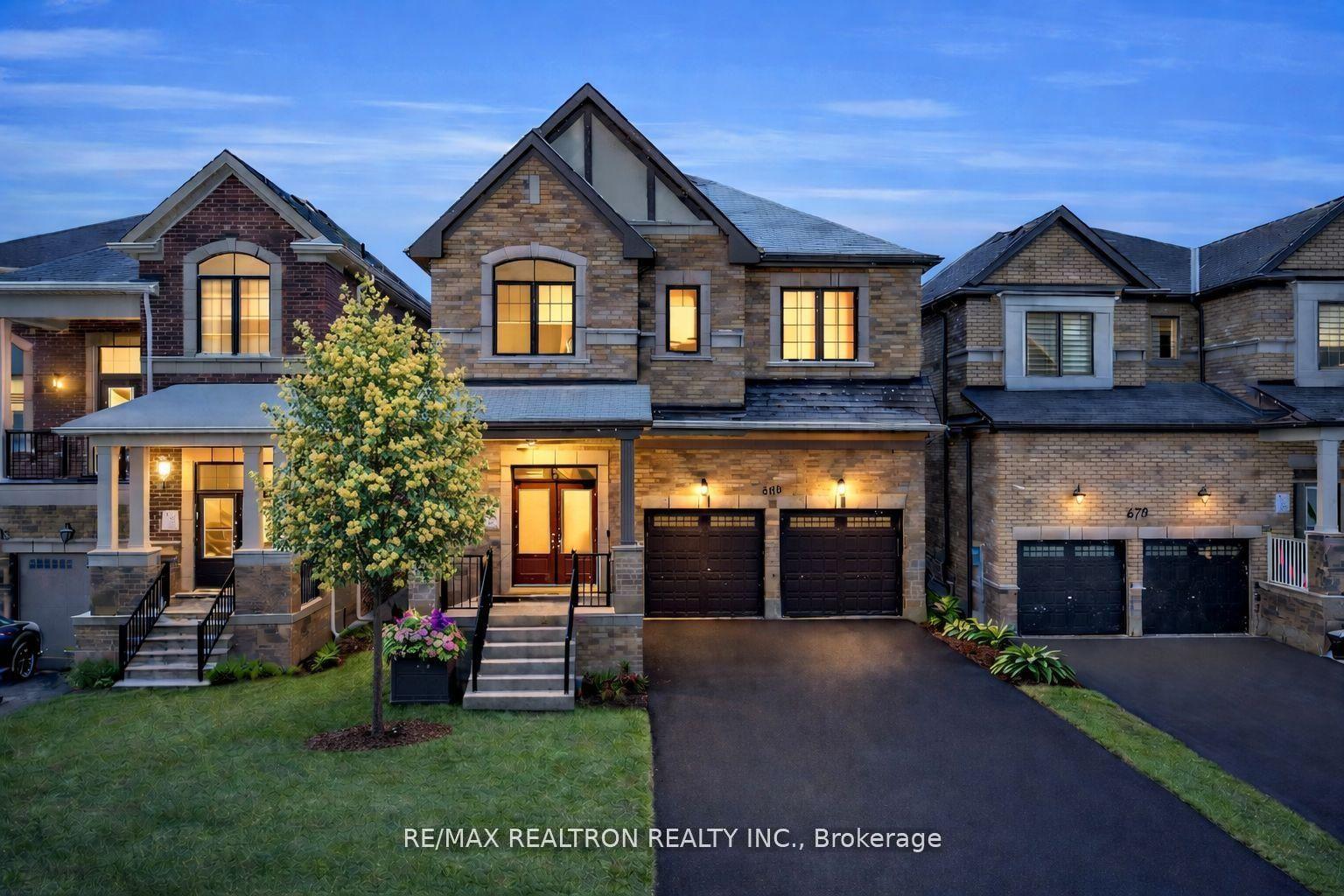 669 Newlove Street — photo 1