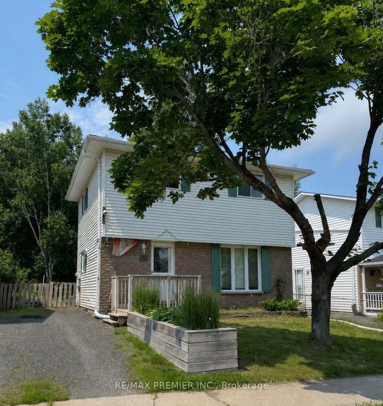 26 Hergott Avenue, Elliot Lake — Detached for sale, photo 1