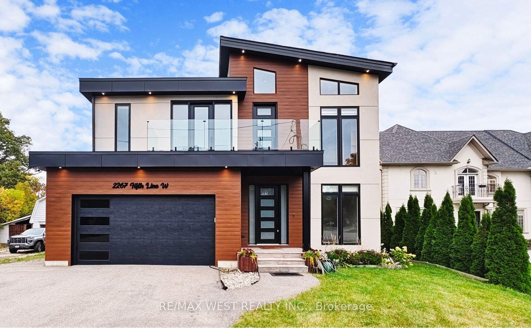 2267 Fifth Line W, Mississauga — Detached for sale, photo 1