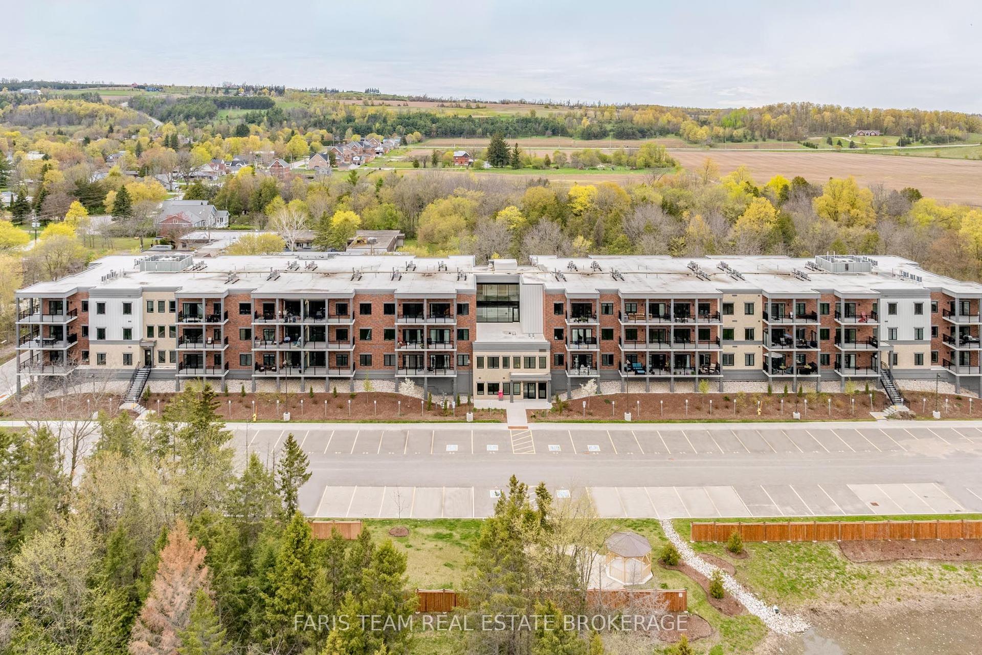 121 Mary Street 224 #224, Clearview — Condo for sale, photo 1