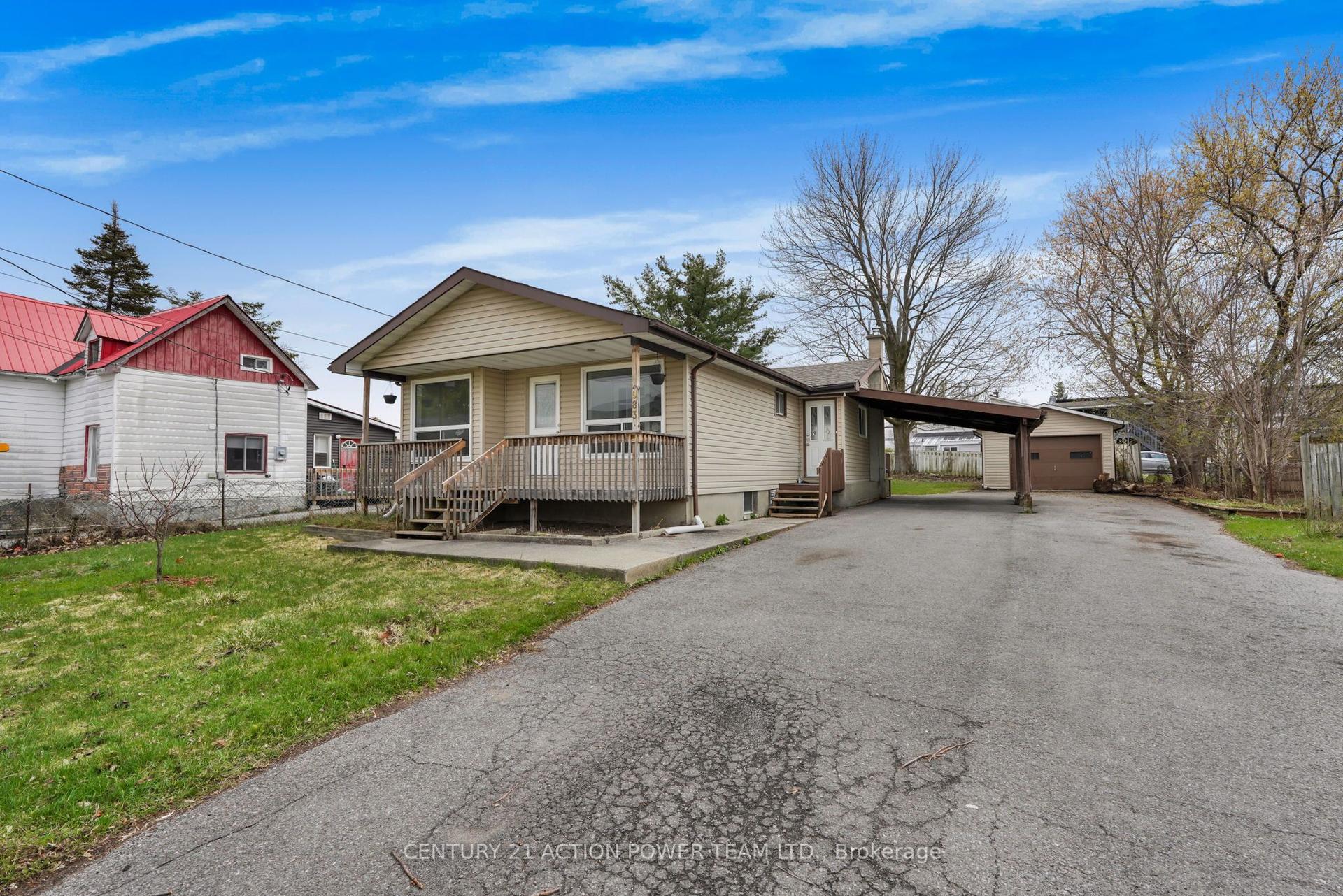 983 Chapman Street — photo 1