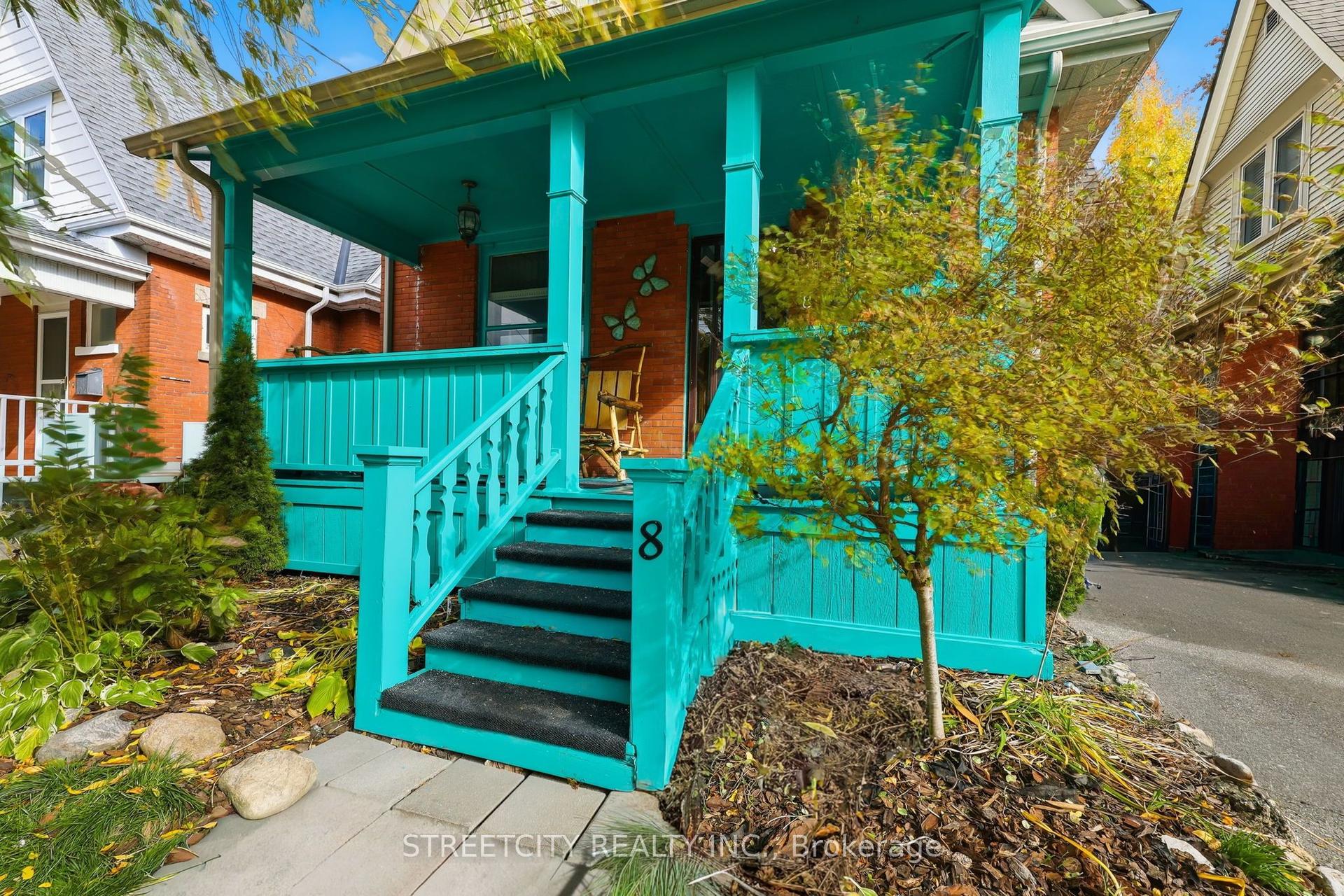 8 Bellevue Avenue — photo 1