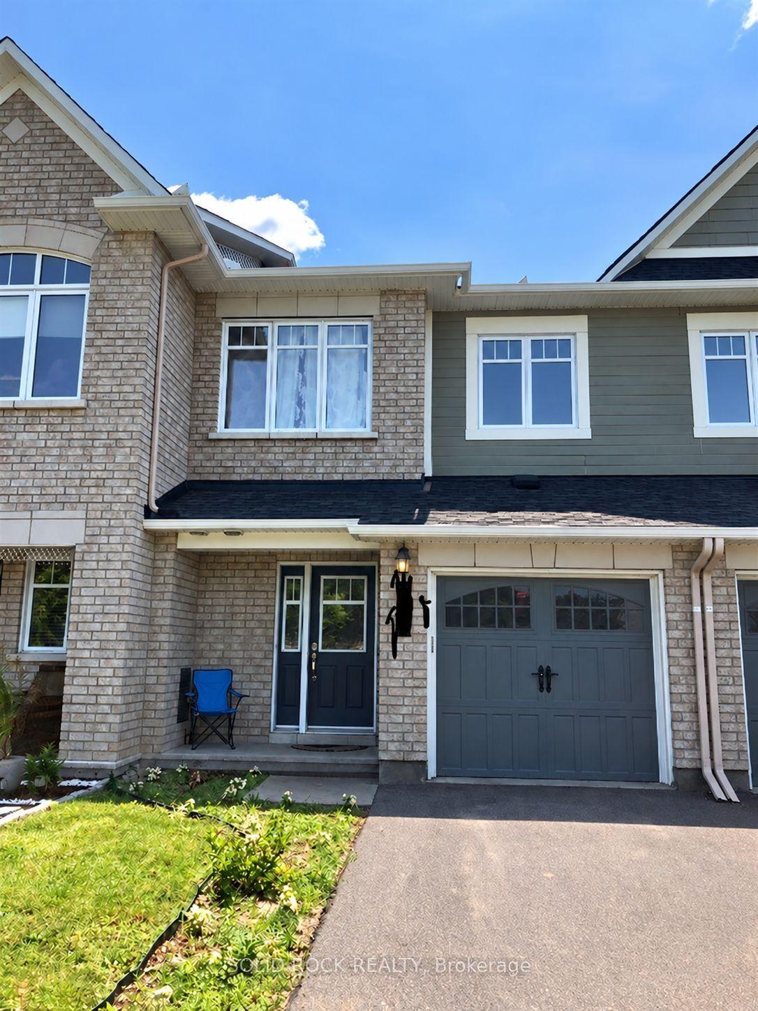 109 MANCINI Way, Barrhaven — Townhouse for lease, photo 1