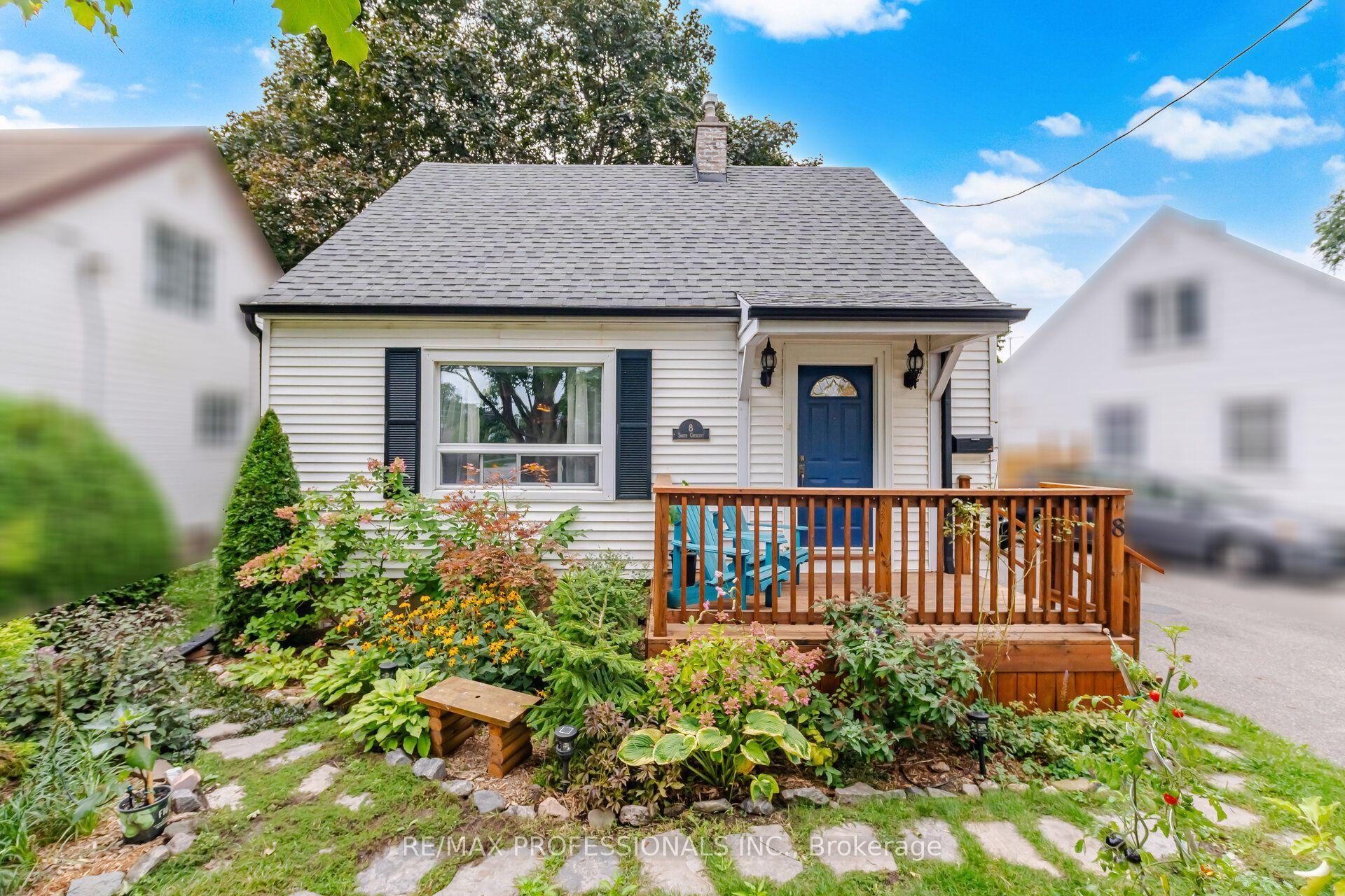 8 Smith Crescent, Toronto — Detached for sale, photo 1
