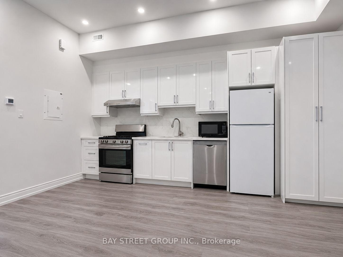 442 Spadina Avenue C #C — photo 1