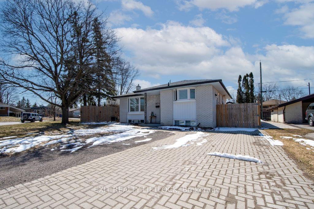 871 Westdale Avenue — photo 1