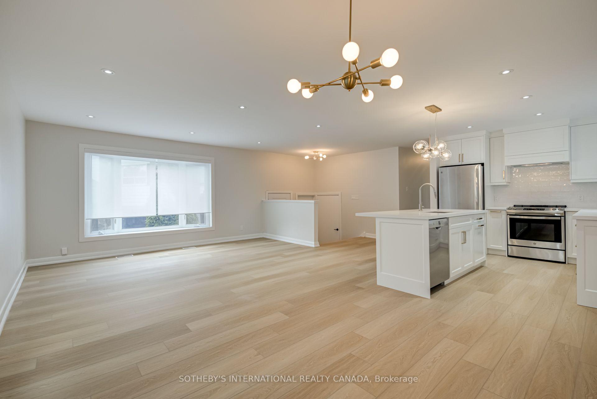 18 Puckeridge Crescent Main #Main, Toronto — Detached for lease, photo 1