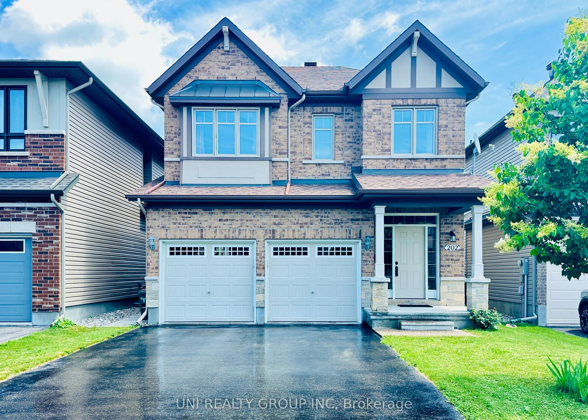 202 Mareth Way, Blossom Park - Airport and Area — Detached for sale, photo 1