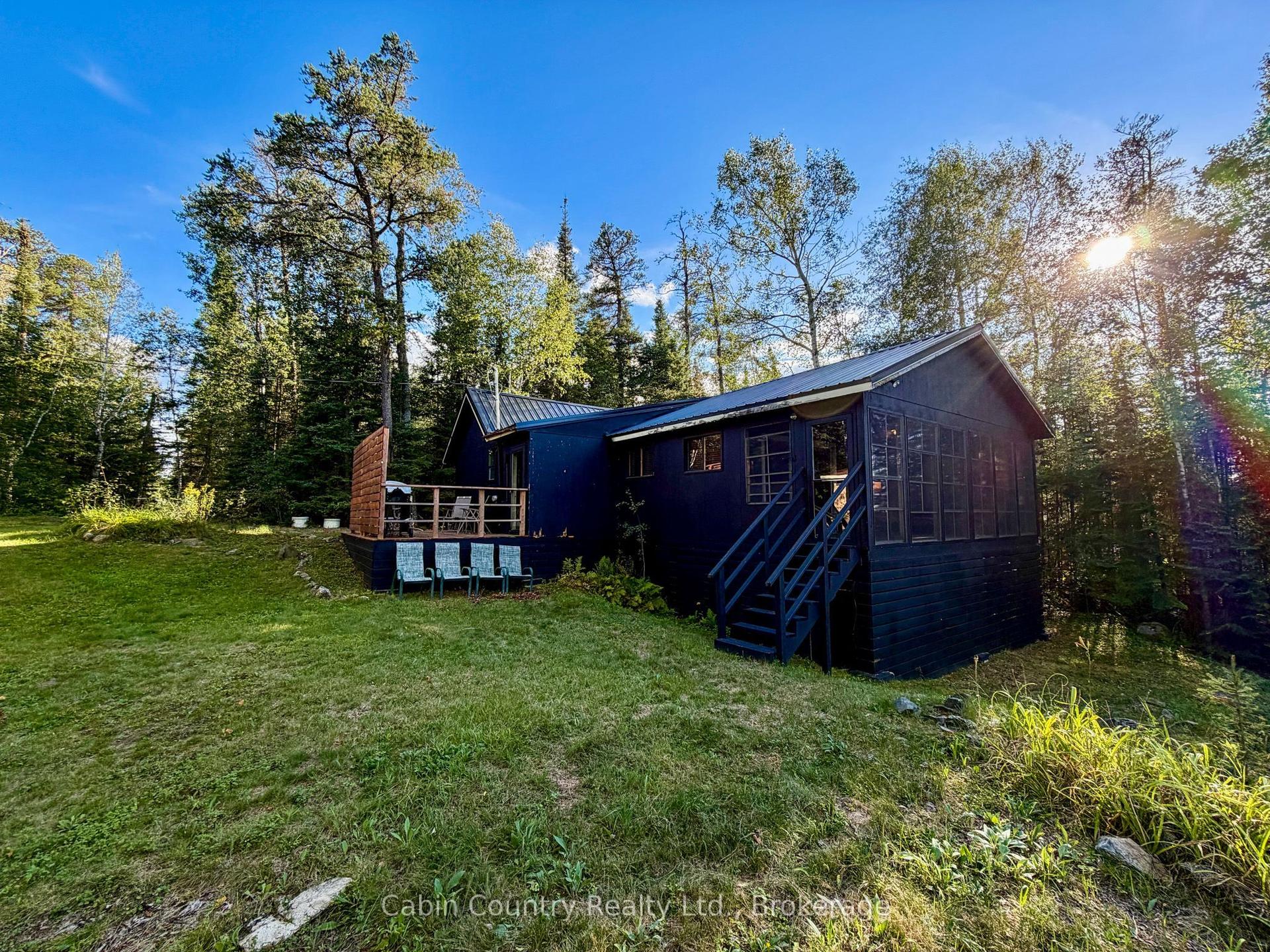 90 East Shore Royal Lake Road, Kenora Remote Area — Detached for sale, photo 1