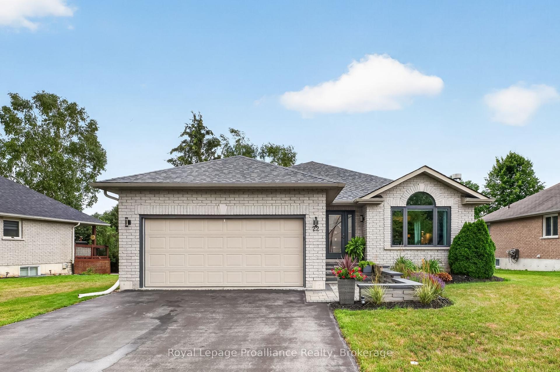 22 Iroquois Avenue, Brighton — Detached for sale, photo 1