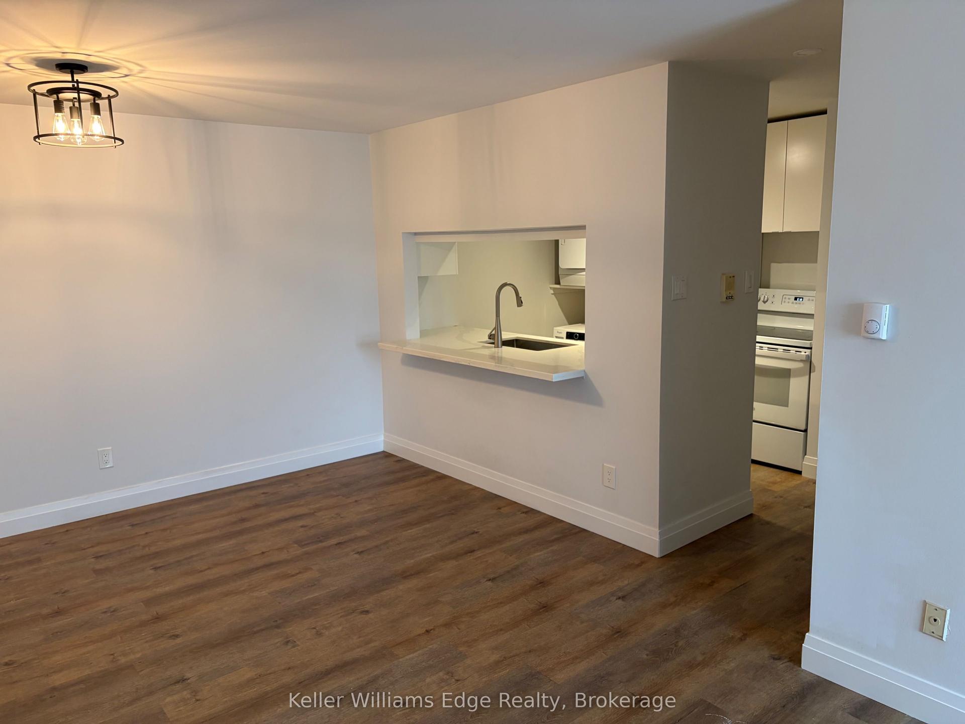 1450 Glen Abbey Gate 533 #533 — photo 1