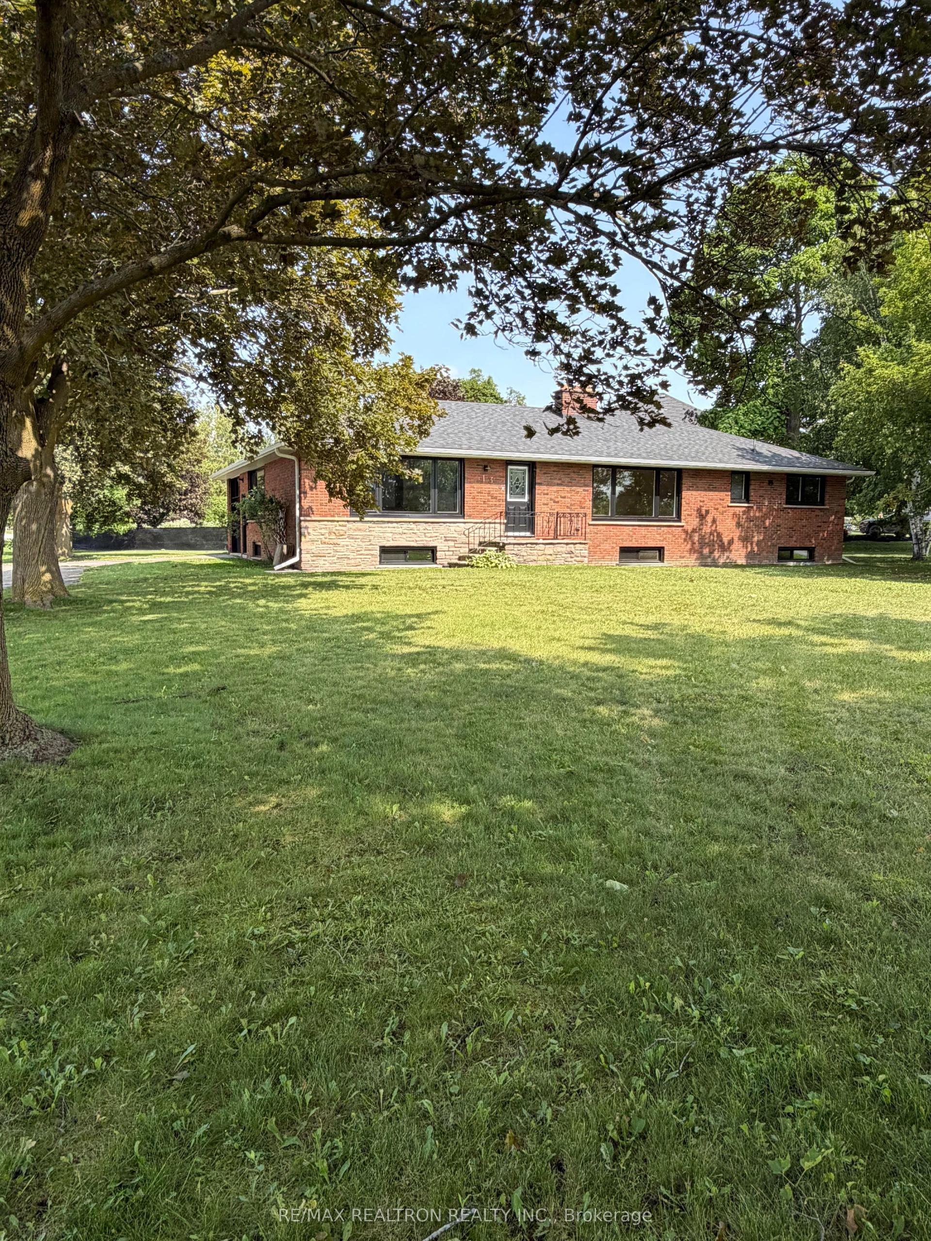 13 Circle Ridge Drive, Georgina — Detached for lease, photo 1