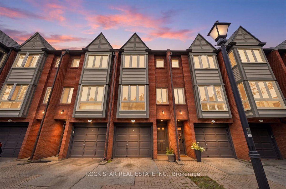 895 Maple Avenue 331 #331, Burlington — Condo Town for sale, photo 1