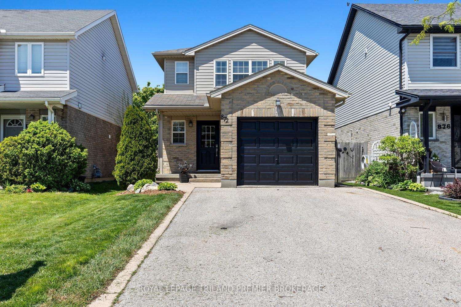 872 Marigold Street — photo 1