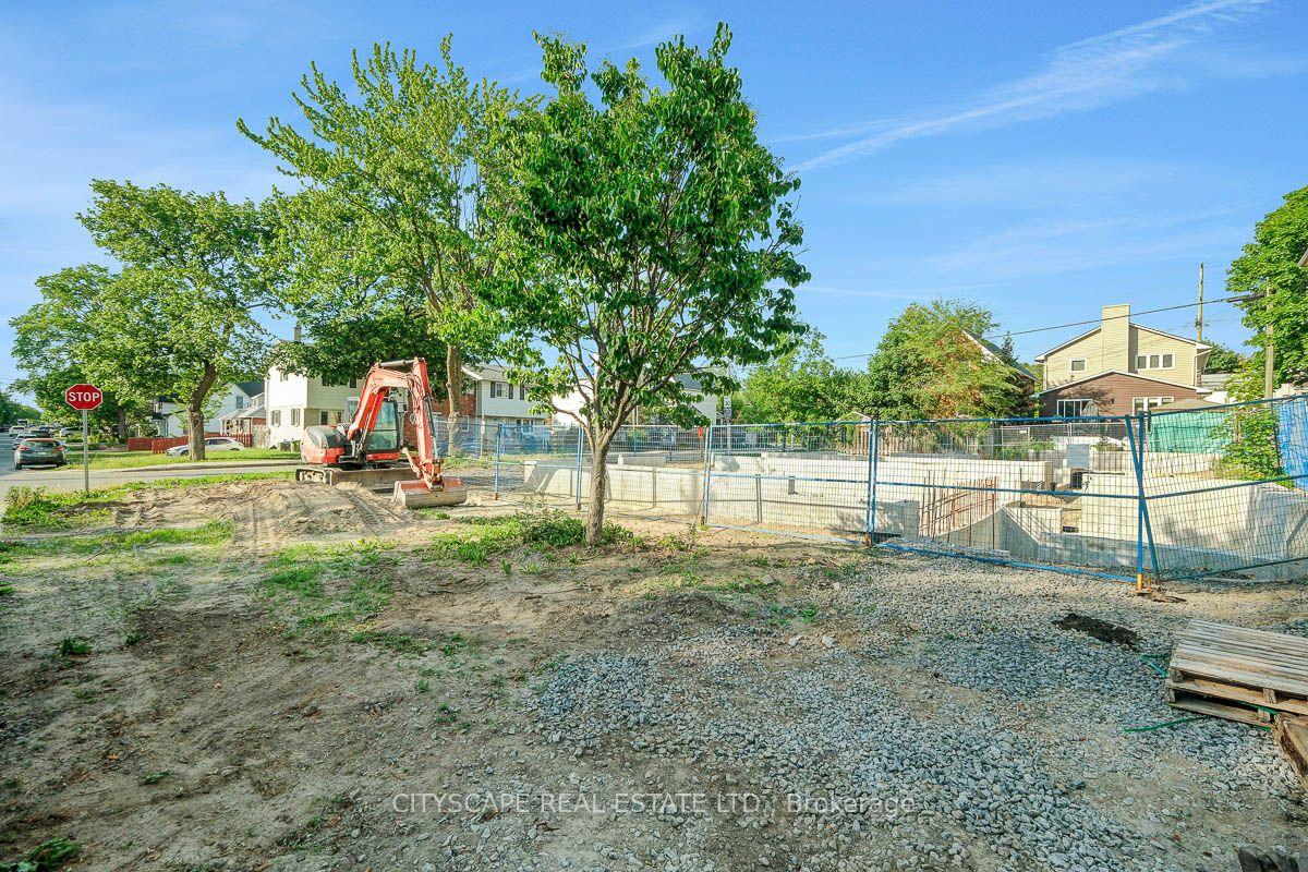 551 Edison Avenue, Carlingwood - Westboro and Area — Land for sale, photo 1