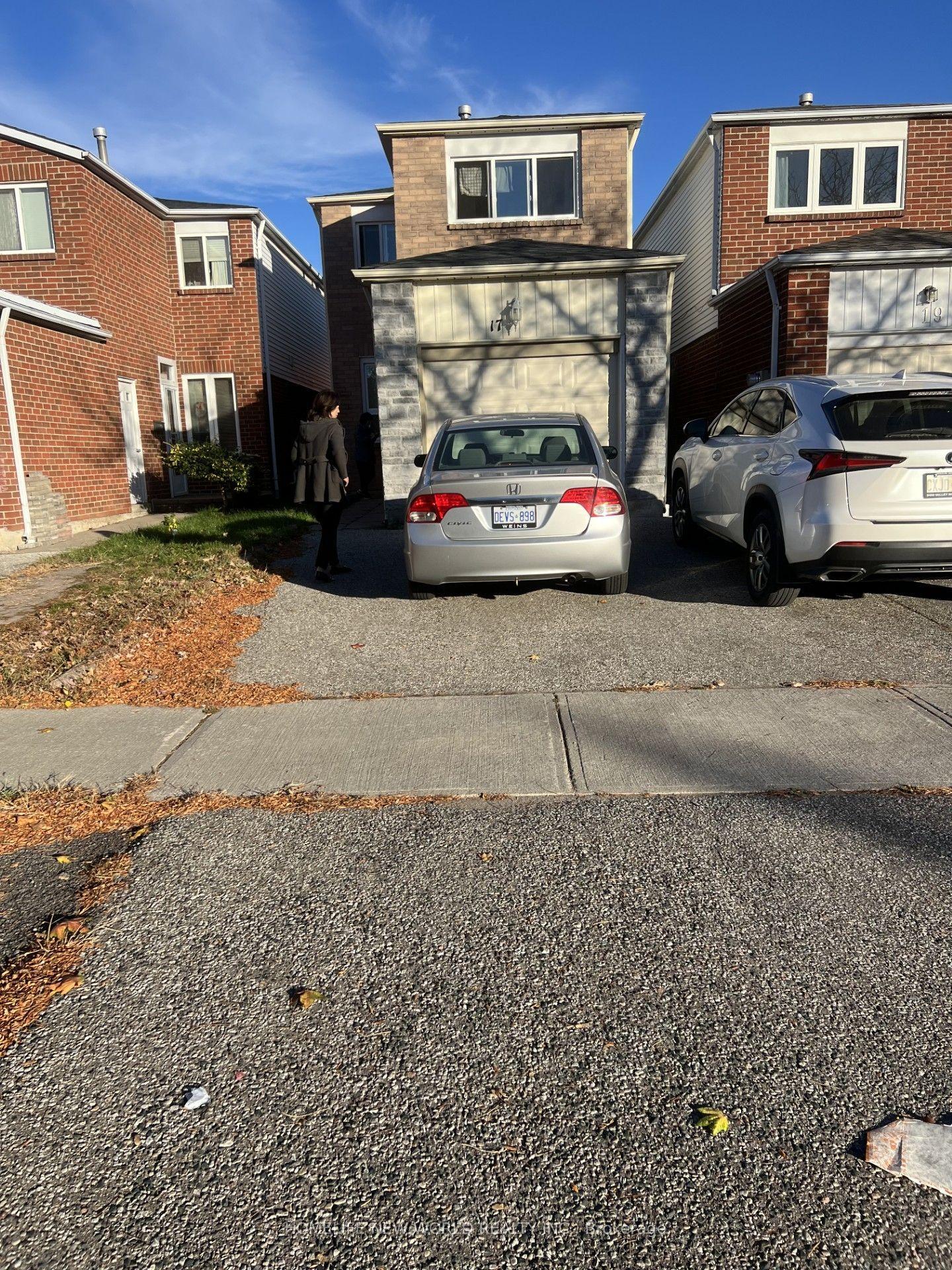 17 Goldhawk Trail, Toronto — Detached for lease, photo 1
