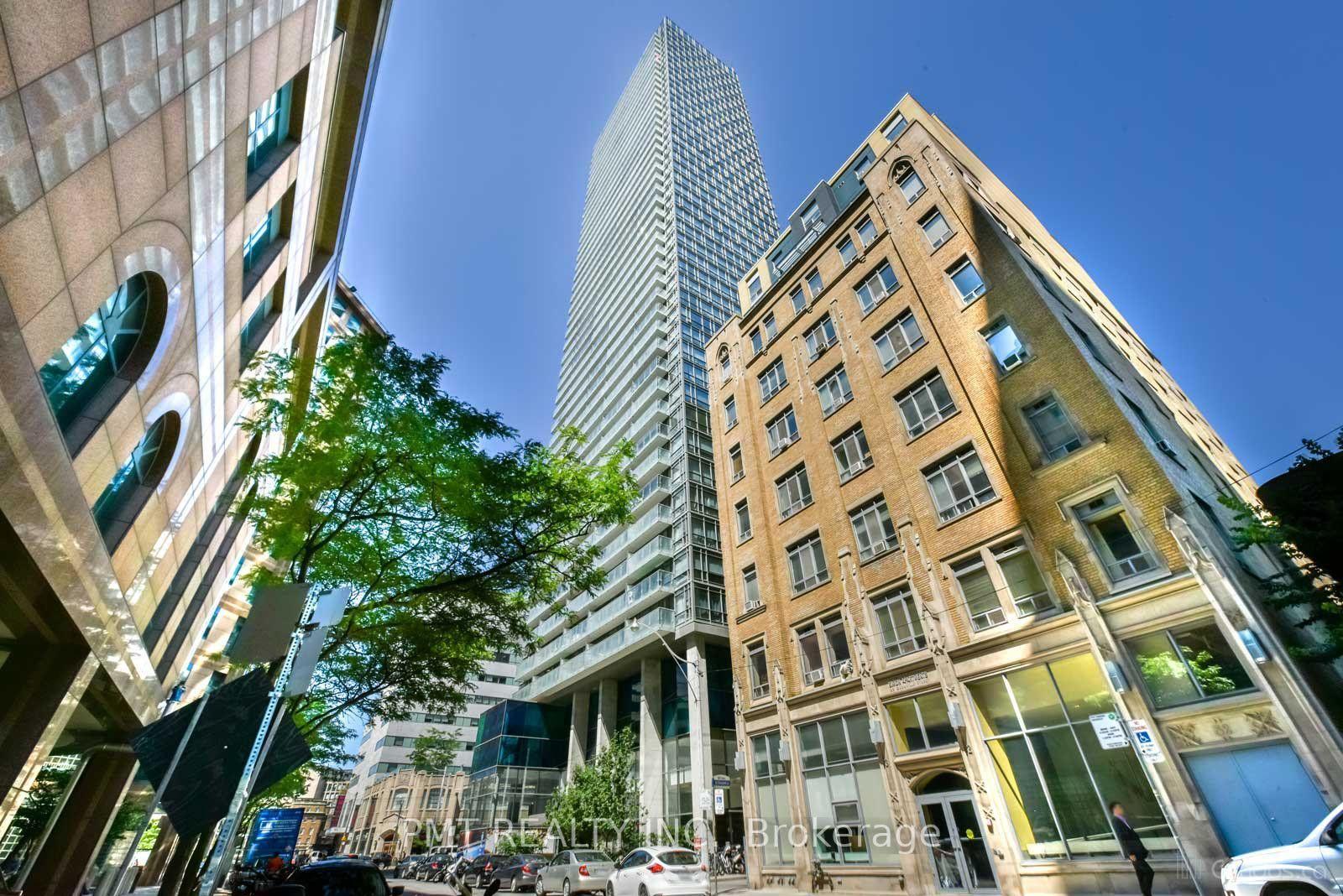 38 Grenville Street 1607 #1607, Toronto — Condo for lease, photo 1