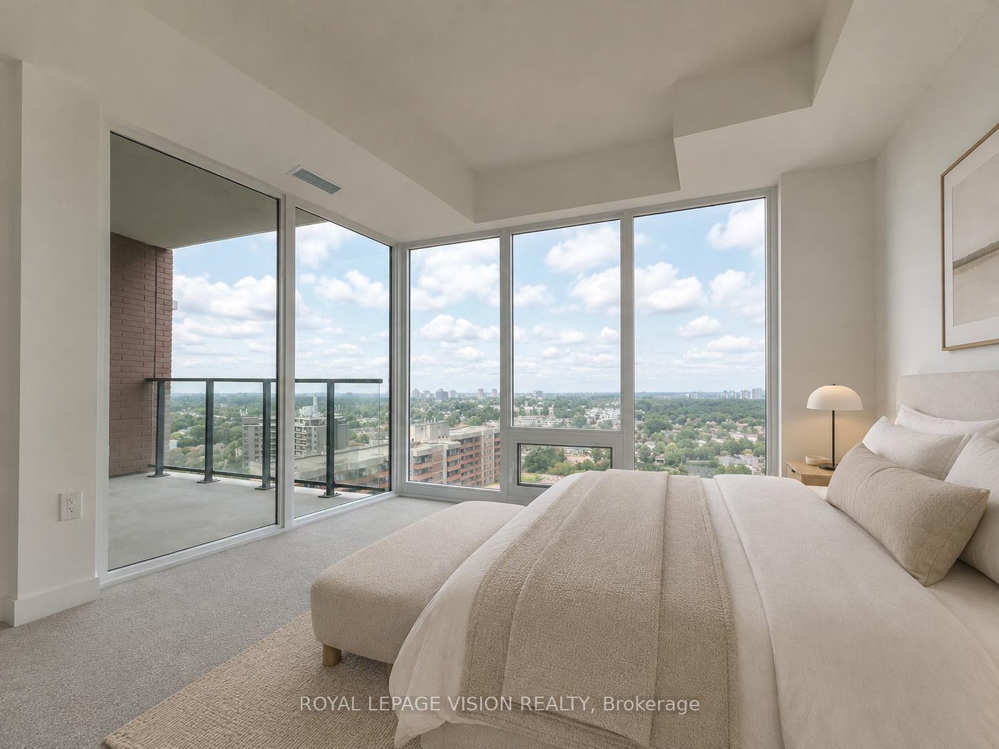 4010 Eglinton Avenue W 1703 #1703, Toronto — Condo for lease, photo 1