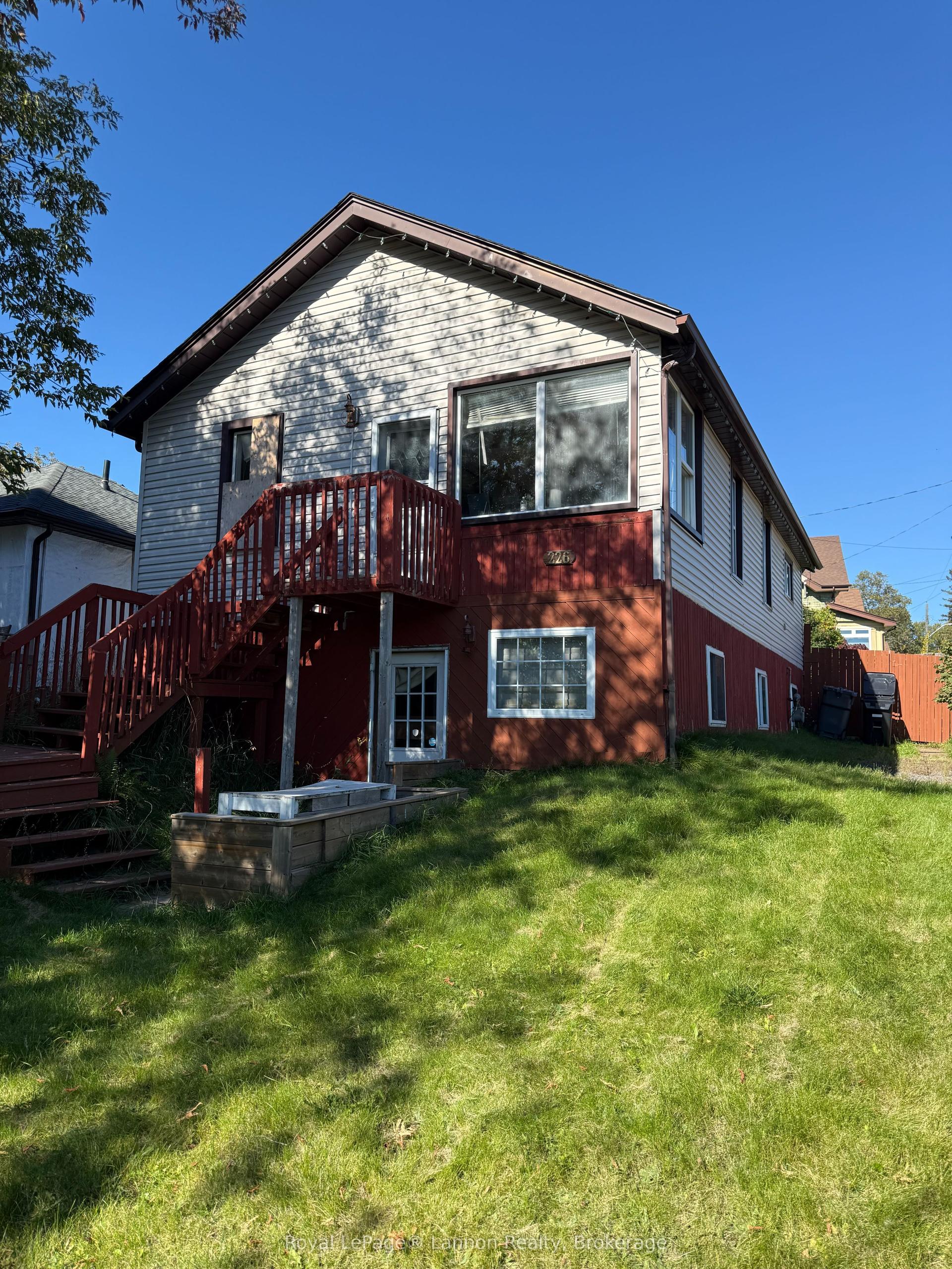 226 Algoma Street N, Thunder Bay — Detached for sale, photo 1