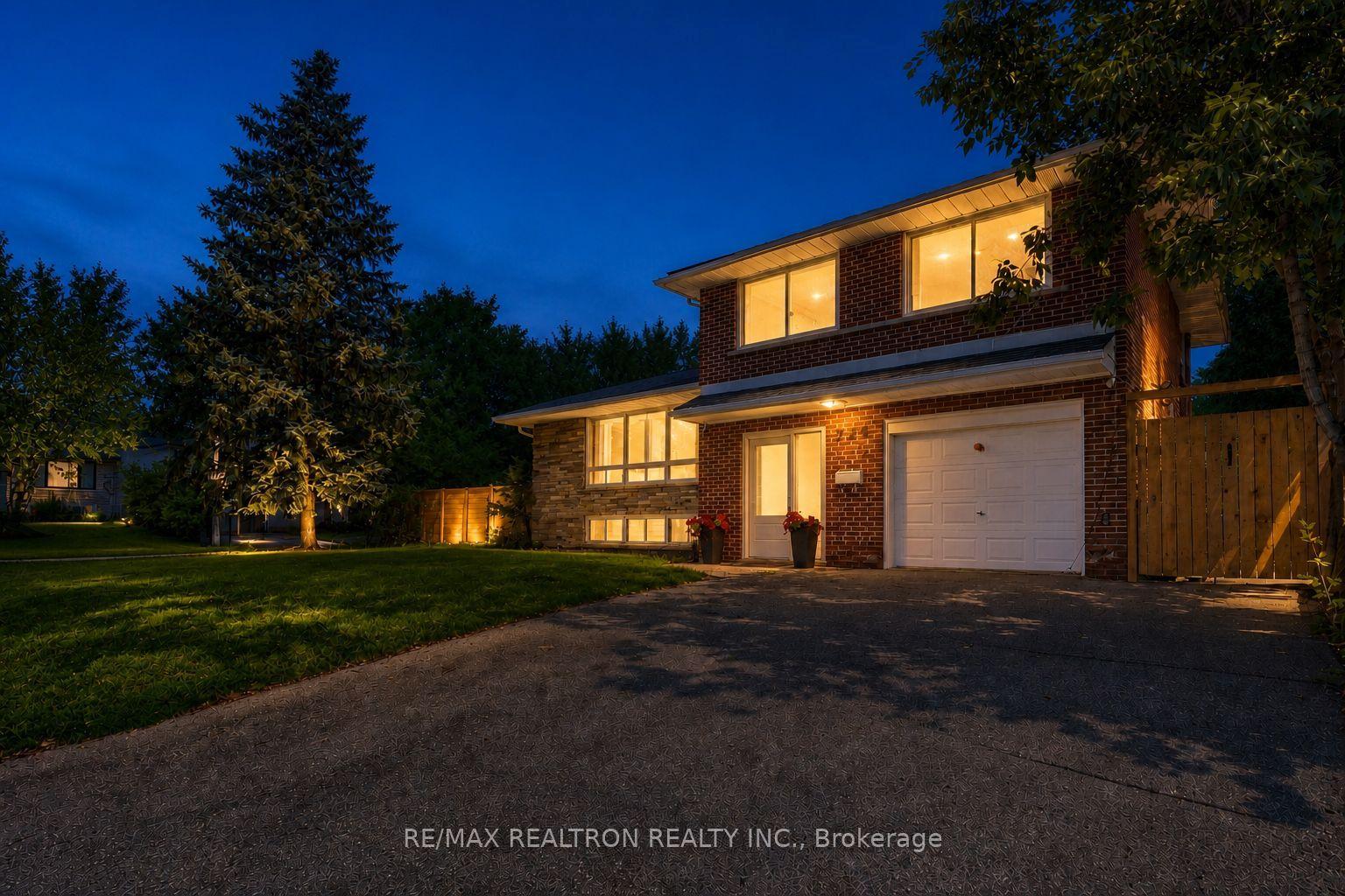 249 Tampico Road, Richmond Hill — Detached for sale, photo 1