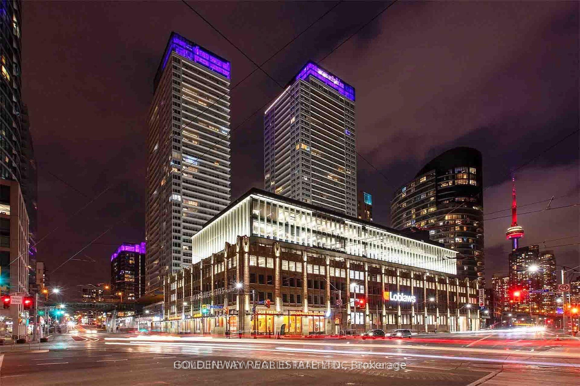 17 Bathurst Street 909 #909, Toronto — Condo for lease, photo 1