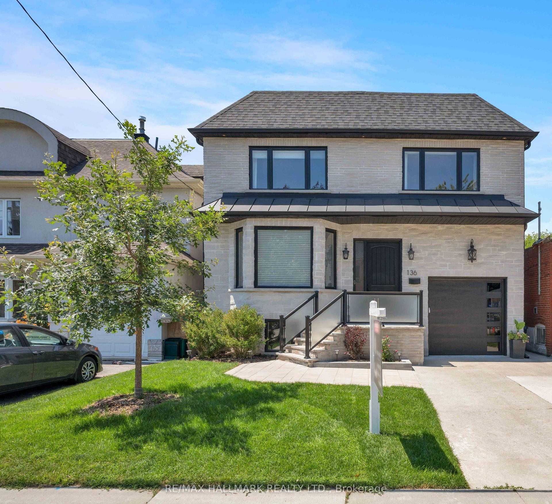 136 Glenwood Crescent, Toronto — Detached for sale, photo 1