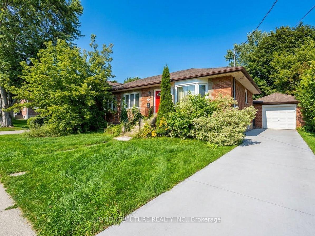 125 Annes Street, Whitby — Detached for lease, photo 1