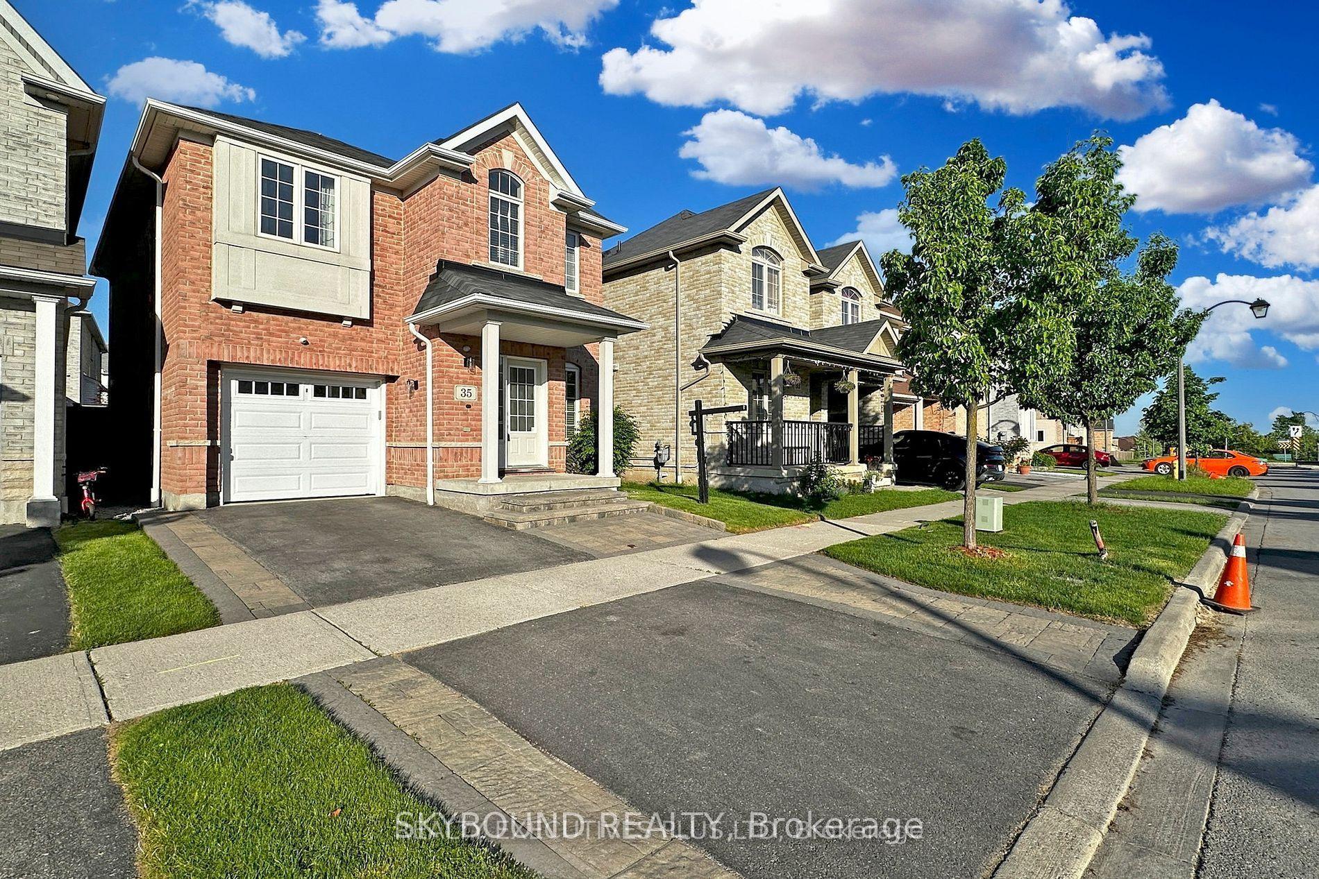 35 Lloydminister Avenue — photo 1