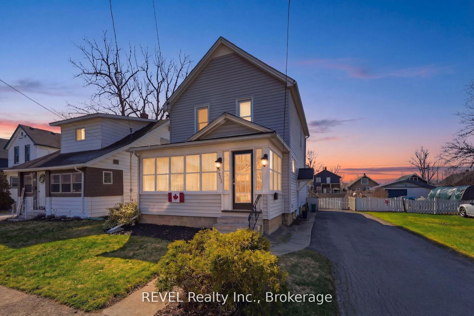 259 Dufferin Street — photo 1