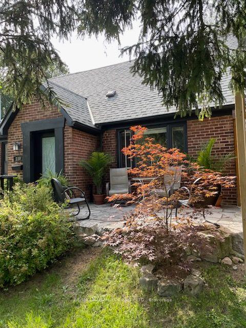 110 Lakeside Avenue, Toronto — Detached for sale, photo 1