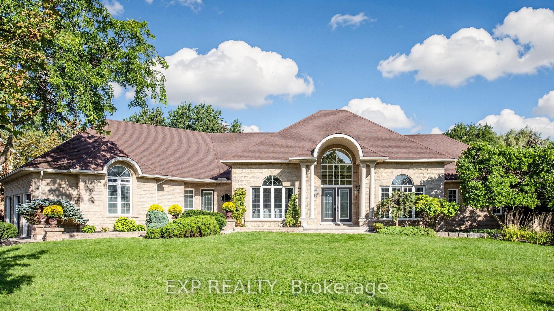 36 Maplehyrn Avenue, East Gwillimbury — Detached for sale, photo 1