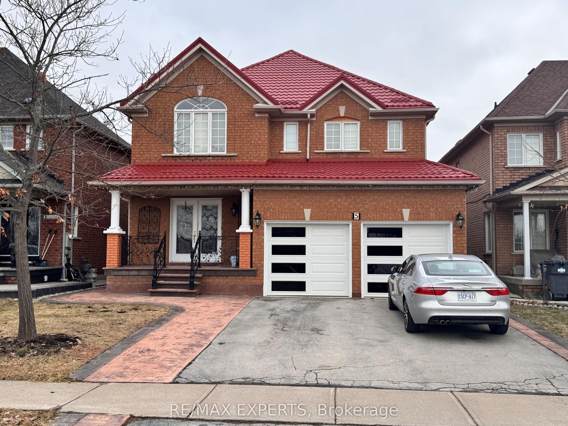5 Cadillac Crescent Bsmt #Bsmt — photo 1