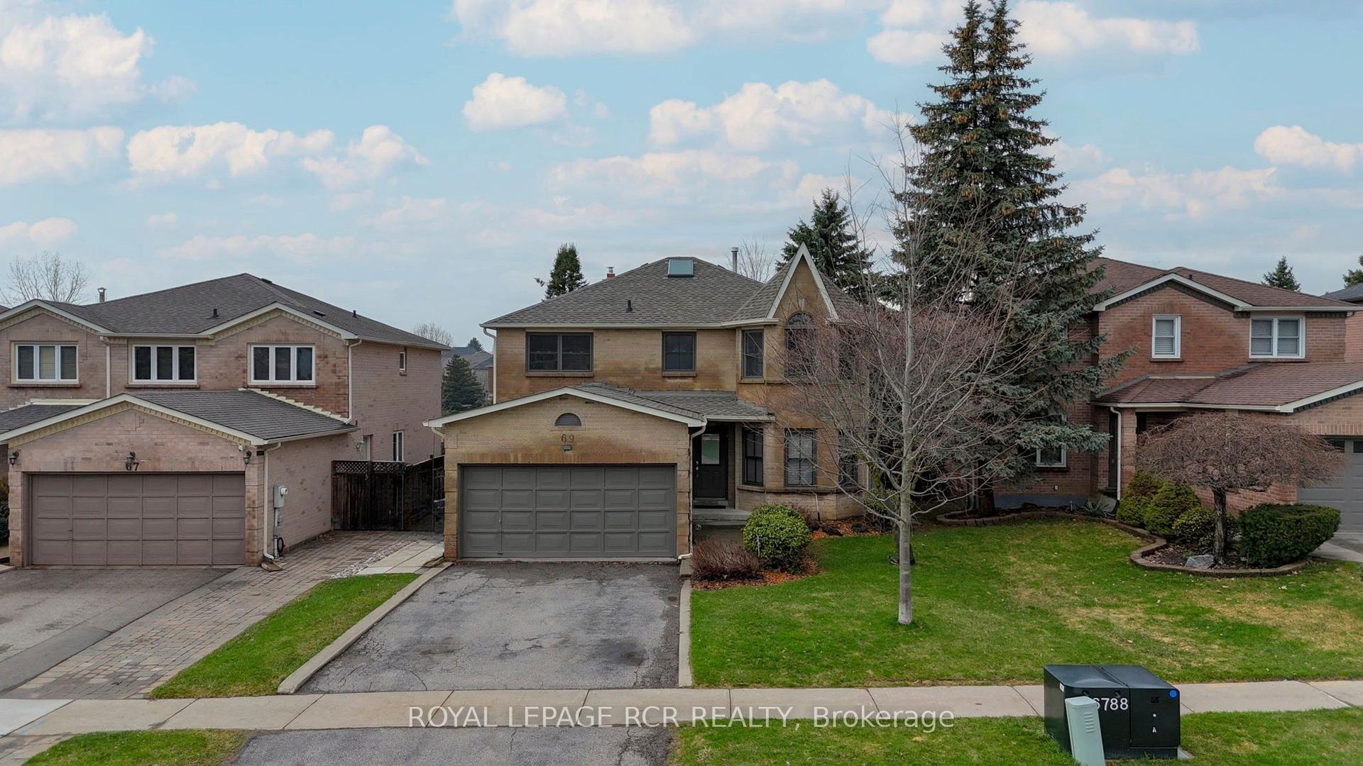 69 St Michaels Crescent — photo 1