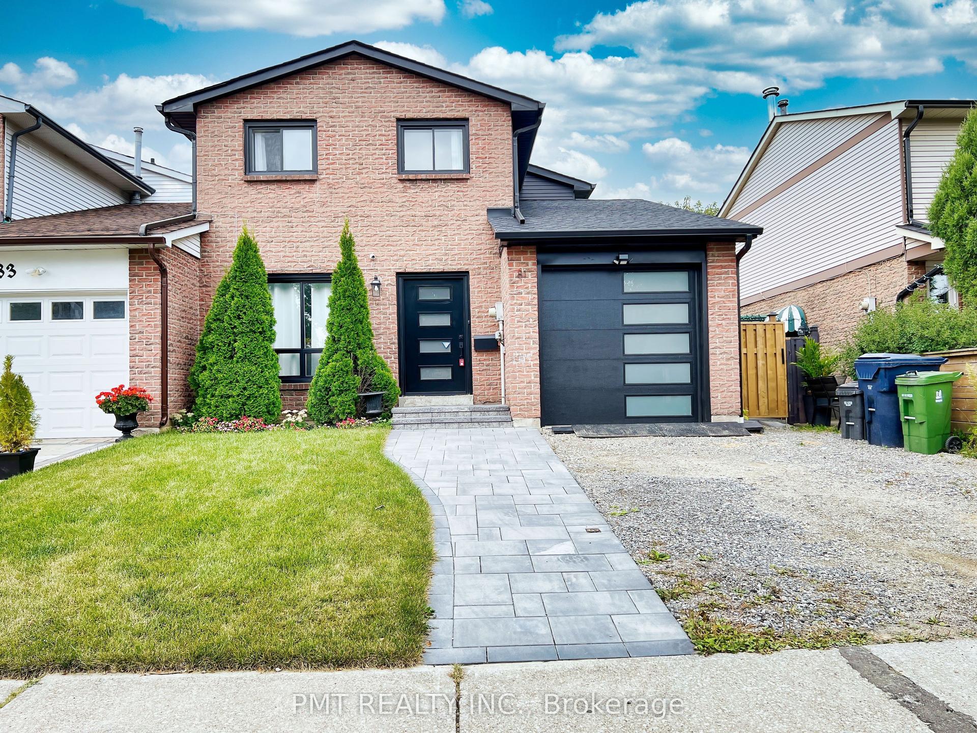 81 Burlington Street — photo 1
