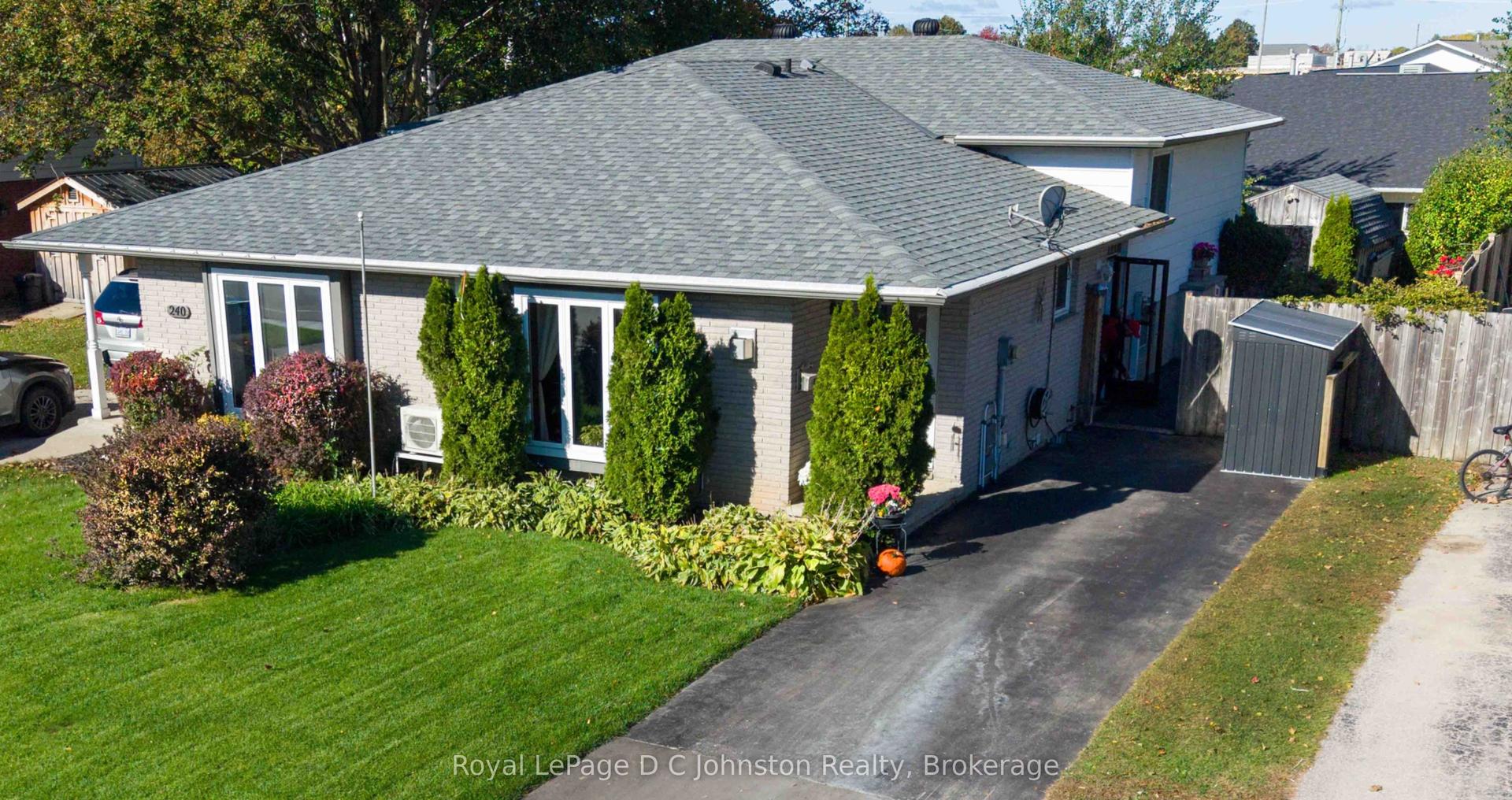 242 Bricker Street, Saugeen Shores — Semi-Detached for sale, photo 1