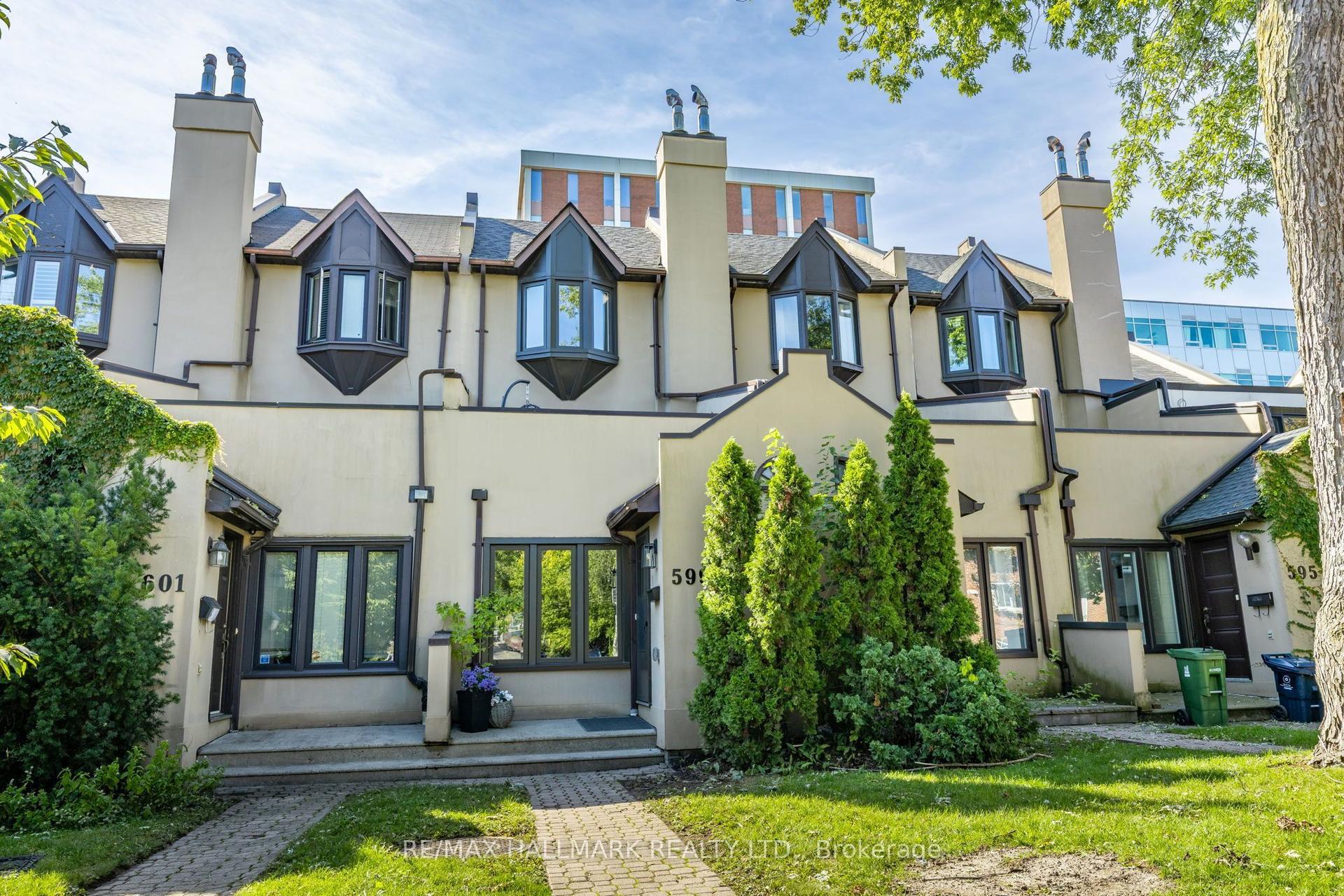 599 Roehampton Avenue, Toronto — Townhouse for sale, photo 1